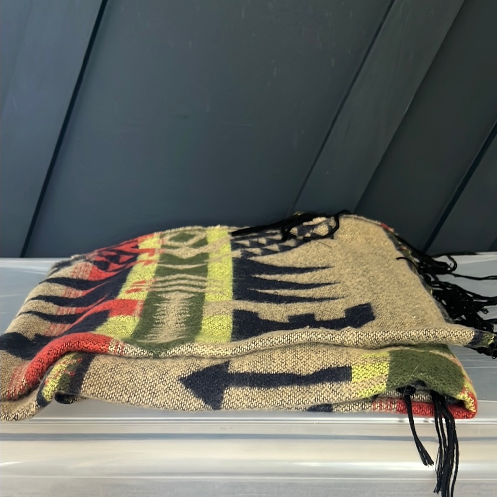 Multicolor Patterned Scarf